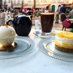 Le Parlement - Entremet du jour (citron) et caviar à la mangue, un vrai délice !