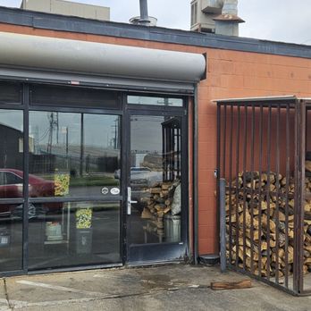 The Slow Bone - Hickory wood cage, Miss Jessie behind the glass - Barbeque Near Me - Dallas, Texas The Slow Bone - Hickory wood cage, Miss Jessie behind the glass - Barbeque Near Me - Dallas, Texas