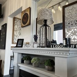 Auntie Irene's Coffee Shop - Interior