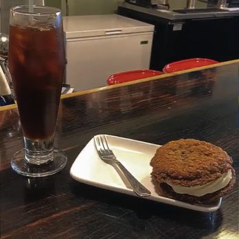 O & A Coffee and Supply - Cold brew and oatmeal cookie creme pie - Coffee Roasteries Near Me - Sarasota, Florida O & A Coffee and Supply - Cold brew and oatmeal cookie creme pie - Coffee Roasteries Near Me - Sarasota, Florida
