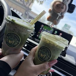 Fresas con crema matcha and the flan matcha Fresas con crema matcha and the flan matcha
