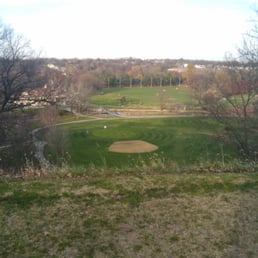 White tee box @ 9th hole.