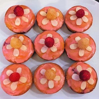 Donaldson Farms - Raspberry-lemon mini yogurt cakes made with handpicked raspberries from Donaldson Farms - Fruits & Veggies Near Me - Hackettstown, New Jersey