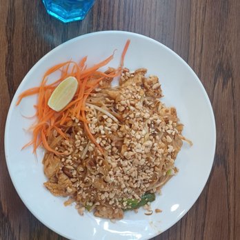 Prosser Thai Bistro - Chicken Pad Thai - Thai Near Me - Prosser, Washington
