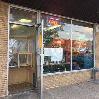 Hop Hing - Good setup for contactless pickup--pass through curtain. - Chinese Near Me - Cranford, New Jersey