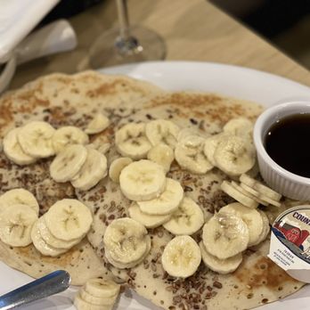 That Flippin' Egg - Banana Nut Pancakes* - New American Near Me - Evans, Georgia
