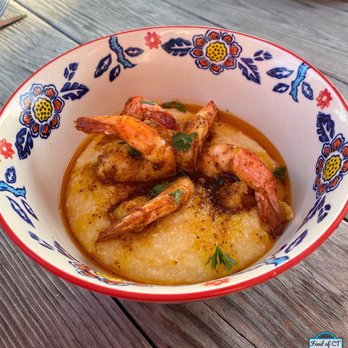 Edd's Place - Shrimp and jalapeño cheddar grits - American Near Me - Westbrook, Connecticut