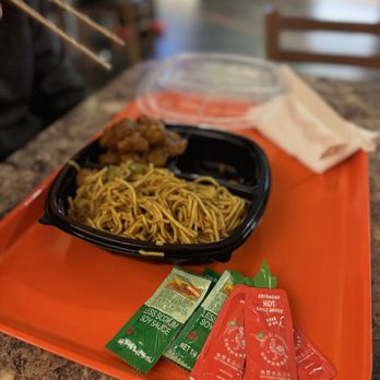Little Wok - Chow mein - Chinese Near Me - Temecula, California Little Wok - Chow mein - Chinese Near Me - Temecula, California