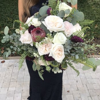 Luminous Blooms - Florists Near Me - Highland Park, Illinois
