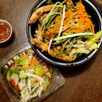 5ive Spice - Rice Vermicelli with Chicken - Vietnamese Near Me - Brooklyn, New York