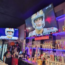 DB's Sports Bar