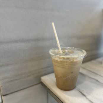 {petite} maman - Salted tahini latte - Cafes Near Me - New York, New York