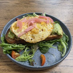 Morning Table - Avocado toast