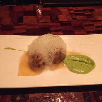 Seamstress - Snake bean and sweet potato won tons with green pea purée - Chinese Near Me - Melbourne, VIC