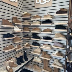 Birkenstock - Wide selection of UGGs