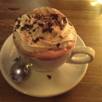 Big Mouth Coffee Co - Hot chocolate with cream and marshmallows - Coffee & Tea Near Me - Glasgow, GLG Big Mouth Coffee Co - Hot chocolate with cream and marshmallows - Coffee & Tea Near Me - Glasgow, GLG