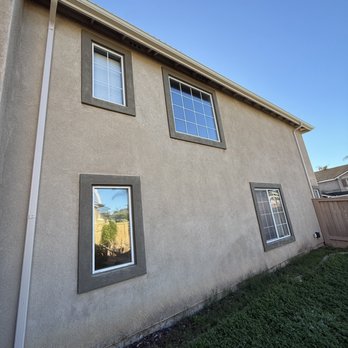 Semper Fi Rain Gutters - Seamless gutter system installed for proper water flow and long-term protection - Gutter Services Near Me - Escondido, California Semper Fi Rain Gutters - Seamless gutter system installed for proper water flow and long-term protection - Gutter Services Near Me - Escondido, California