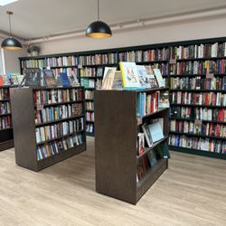 Matchmaker Bookshop - Interior view
