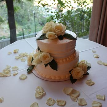 Jaqki's Cake Creations - We had a white party, chocolate strawberry filling, lemon raspberry. This was to feed 50. We had so much cake left. - Bakeries Near Me - Valley Village, California Jaqki's Cake Creations - We had a white party, chocolate strawberry filling, lemon raspberry. This was to feed 50. We had so much cake left. - Bakeries Near Me - Valley Village, California
