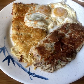 Hawaiian Style Cafe - Laulau hash w eggs - Hawaiian Near Me - Hilo, Hawaii