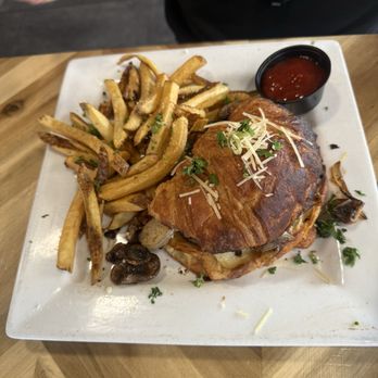 Vechos Eatery - French Onion Melt - American Near Me - Sacramento, California Vechos Eatery - French Onion Melt - American Near Me - Sacramento, California