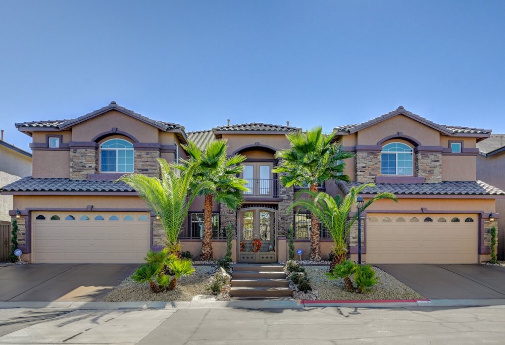 NATHAN PETROSIAN, REALTOR REALTY ONE GROUP Updated December 2024