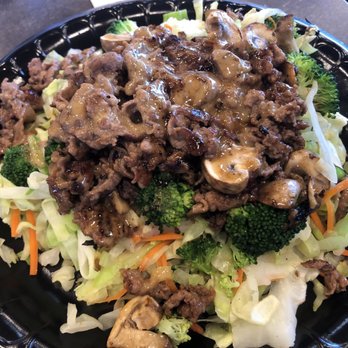 Edo Japan - Sukiyaki beef sumo size - no rice with sesame sauce - Japanese Near Me - Saint Albert, Alberta Edo Japan - Sukiyaki beef sumo size - no rice with sesame sauce - Japanese Near Me - Saint Albert, Alberta