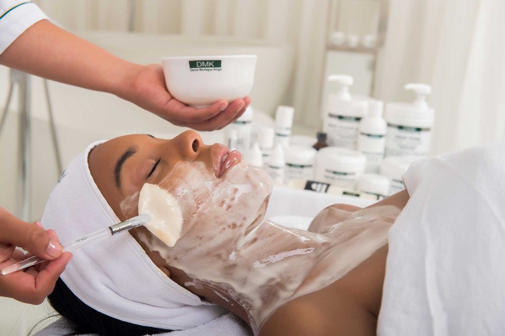 Zolboo Skin Care Logo