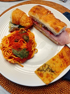 La Alacena Trattoria by null