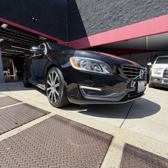 Automotive Worx Collision Center - Body Shops Near Me - Los Angeles, California
