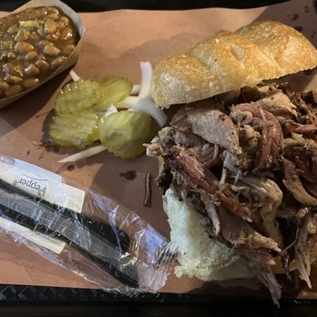 Beau's BBQ - Pulled Pork Sandwich with Baked Beans - Food Trucks Near Me Beau's BBQ - Pulled Pork Sandwich with Baked Beans - Food Trucks Near Me