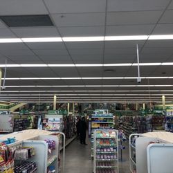 Dollar Tree - Store layout