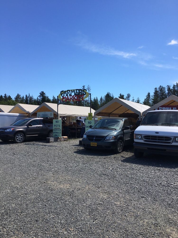 Homer Farmer's Market Logo