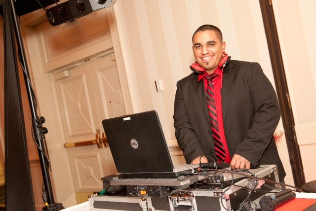 Party Time DJ Services Logo