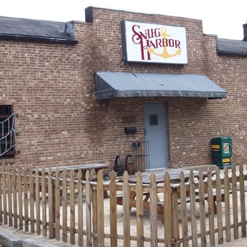Snug Harbor - Bars Near Me - Charlotte, North Carolina