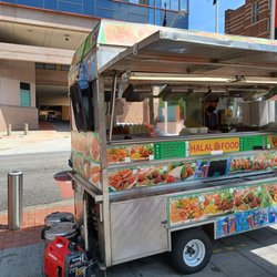 Halal Food Cart - Corner of W. Baltimore and S. Greene streets. In front of University of Maryland Medical Center.