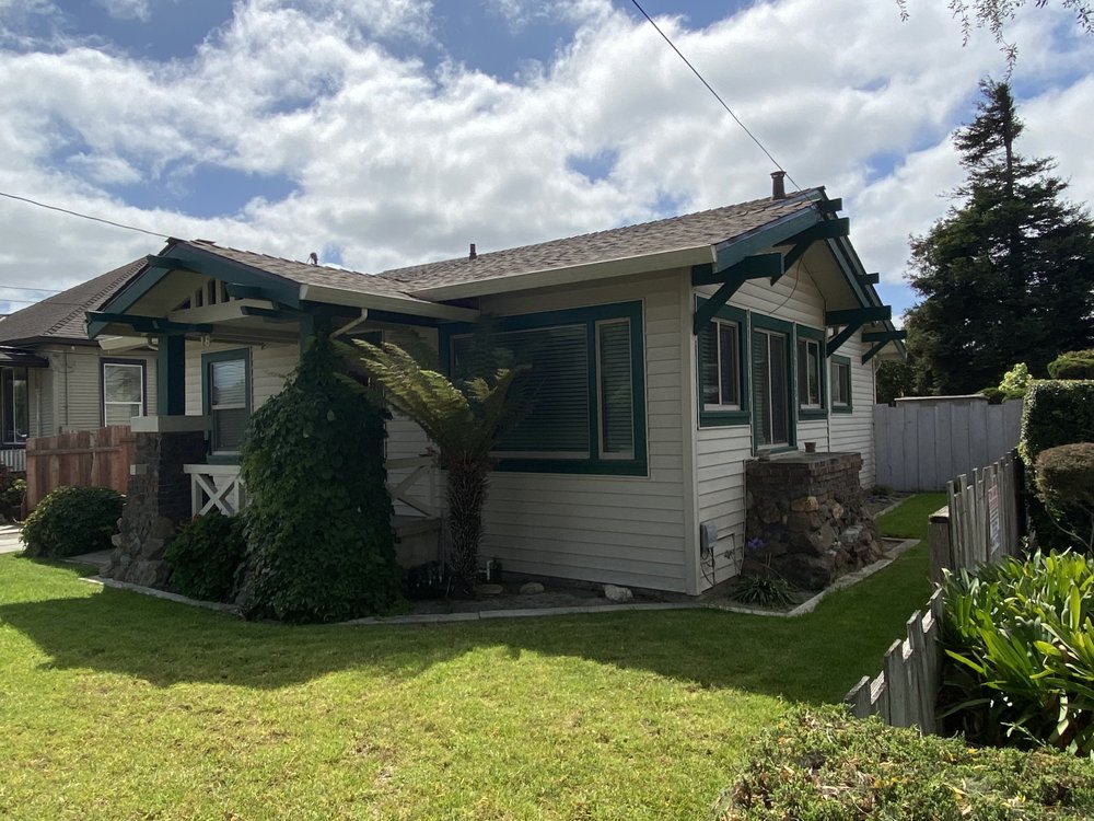 Slide of Urrutia Roofing