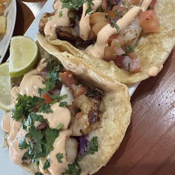 Hook & Anchor - Grilled Fish Tacos - Seafood Near Me - Costa Mesa, California