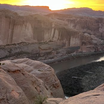 Dan Mick's Jeep Tours - Sunset at hells gate, #danmicksjeeptours - Tours Near Me - Moab, Utah