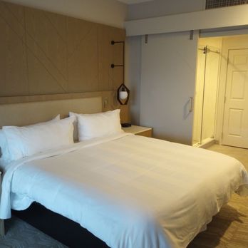 Marriott's Shadow Ridge II- The Enclaves - Bedroom - Hotels Near Me - Palm Desert, California Marriott's Shadow Ridge II- The Enclaves - Bedroom - Hotels Near Me - Palm Desert, California