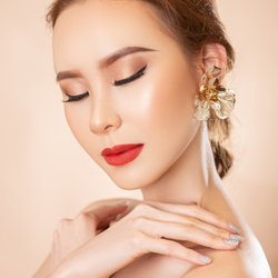 Angela Beauty - Makeup & hairstyle & photo by Angela Beauty