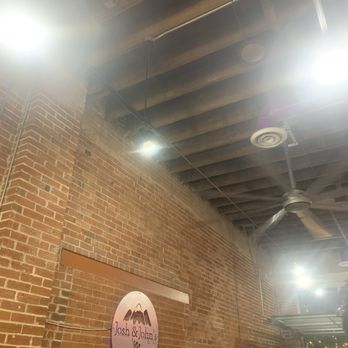 Josh & John's - Ice Cream & Frozen Yogurt Near Me - Colorado Springs, Colorado