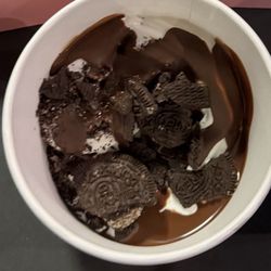 Menchies Frozen Yogurt