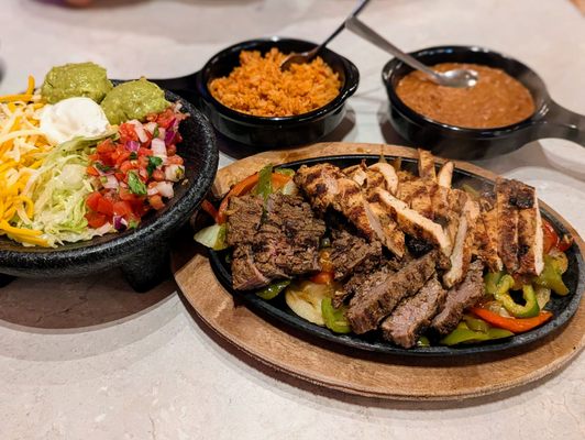 Chuy's by null