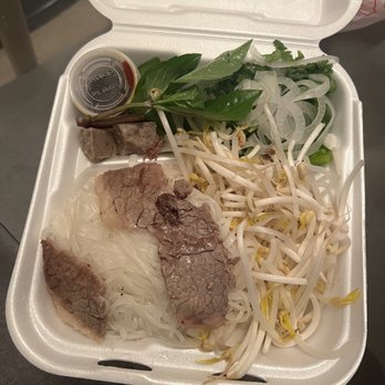 Phở 32 - 'Beef' pho takeout - Vietnamese Near Me - Phoenix, Arizona