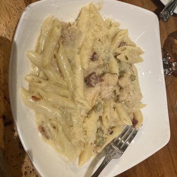 Cinco Restaurant - Carbonara - Puerto Rican Near Me - Aguadilla, Puerto Rico