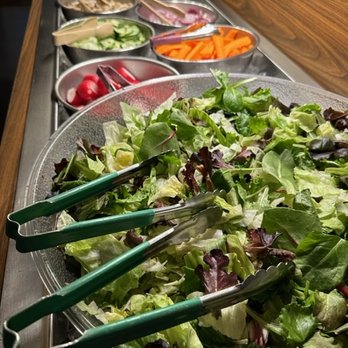 Roepke's Village Inn - Salad Bar 1 - Seafood Near Me - Chilton, Wisconsin