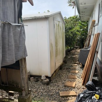 Hawaii's Junk-A-Haulics - Various views of shed showing tight working space. - Junk Removal & Hauling Near Me Hawaii's Junk-A-Haulics - Various views of shed showing tight working space. - Junk Removal & Hauling Near Me