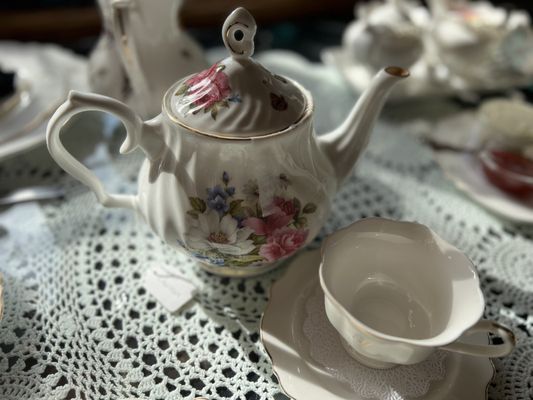 Miramont Castle Museum and The Queen's Parlour Tea Room by null