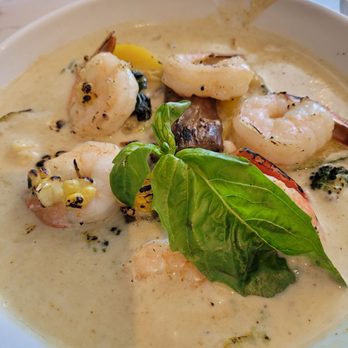 Pomelo Thai Boutique Restaurant - Green curry with shrimp - Thai Near Me - New Orleans, Louisiana Pomelo Thai Boutique Restaurant - Green curry with shrimp - Thai Near Me - New Orleans, Louisiana